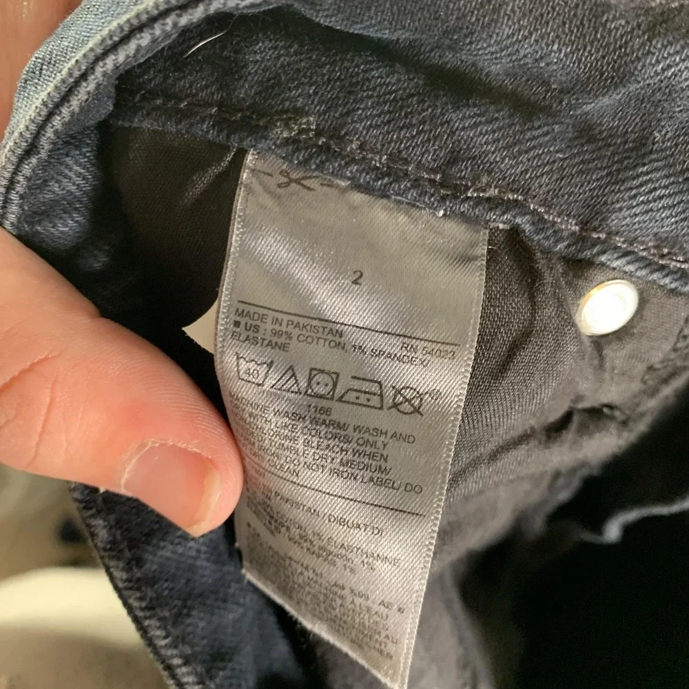 Old Navy Jeans Womens 2 Dark Wash High Rise Curvy OG Straight Distressed Raw Hem